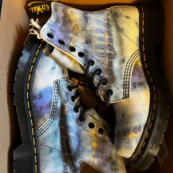 Dr Martens Boots - Picture 6 of 10
